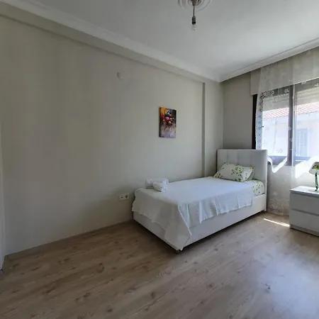 Izmir Alacati'da Ozel Havuzlu Luks Kiralik * Cesme